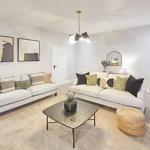 Holiday home Host & - Albion House United Kingdom