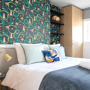  Apartment Luxury Architect Near Le Marais France